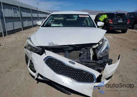 2014 Kia Cadenza Premium z USA, uszkodzony, nr VIN KNALN4D74E5145062